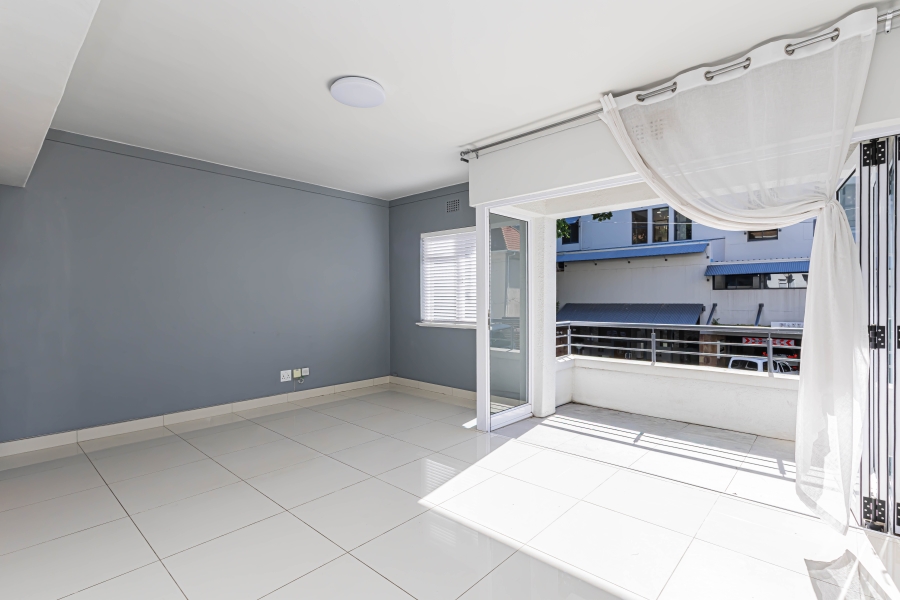 To Let 2 Bedroom Property for Rent in Sea Point Western Cape